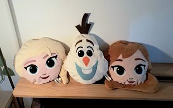 Lot 3 coussins La Reine des Neiges – Elsa, Anna & Olaf – Officiels Disney Frozen