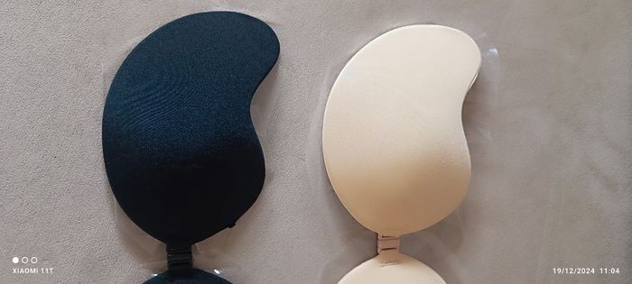 2 Soutien gorge invisible sans bretelle réutilisable bonnet B noir et beige - photo numéro 4