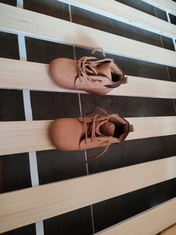 Chaussures neuves
