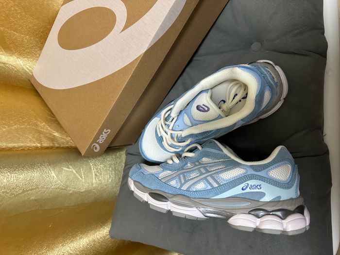 Baskets Asics GEL-NYC bleues 38 - photo numéro 3