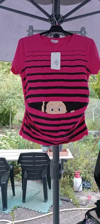 T-shirt rose