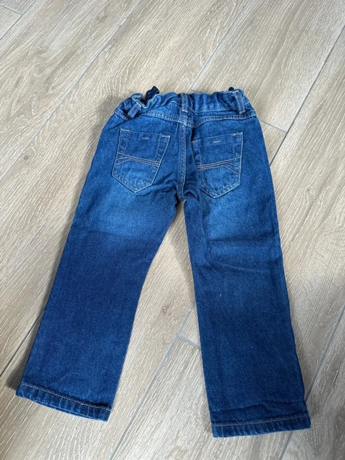Jean 👖 - photo numéro 2