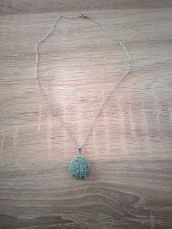 Collier Tweed