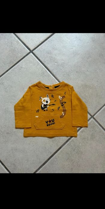 T-shirt