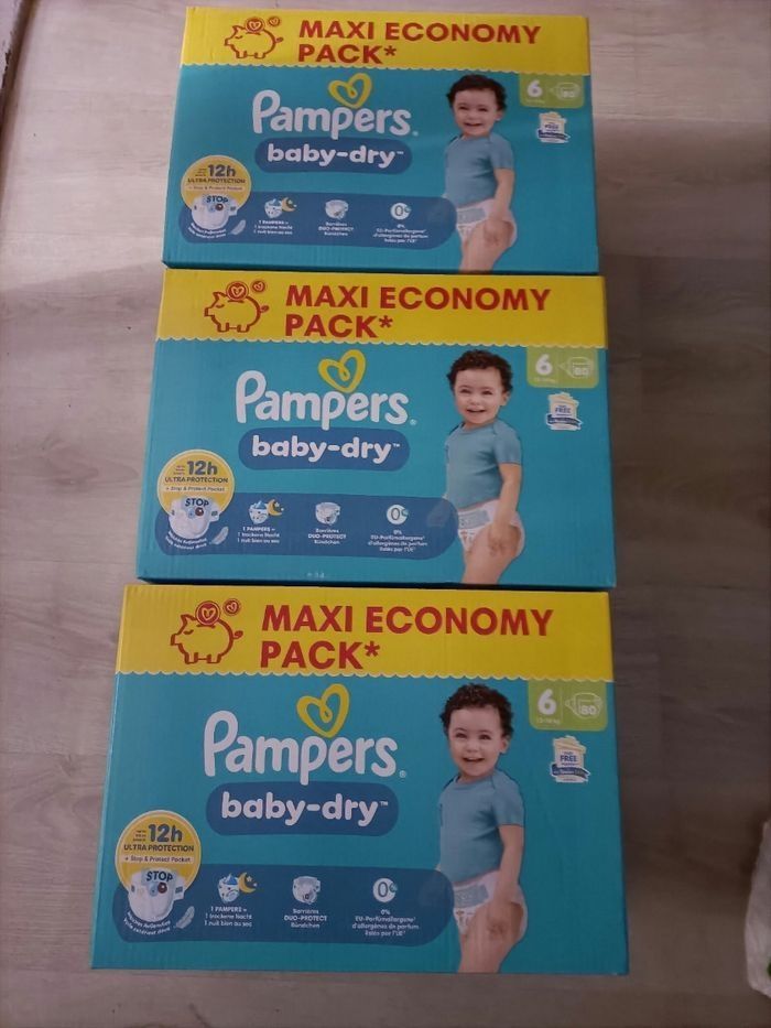 3 cartons Pampers Baby Dry Taille 6 - 240 couches