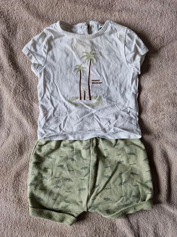 Short + tee shirt