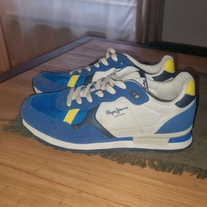 Basket comme neuve - photo numéro 2