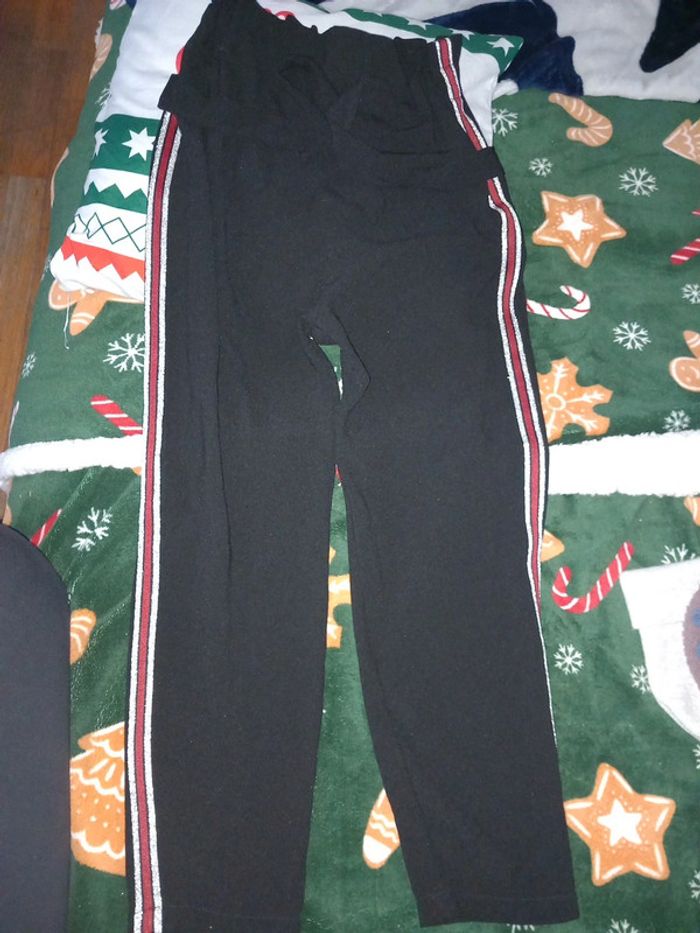 Pantalon taille 12ans 146/152cm kiabi paillette - photo numéro 2