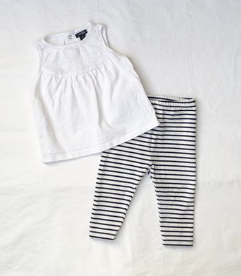 Ensemble 6 mois: t-shirt Kiabi + legging Z