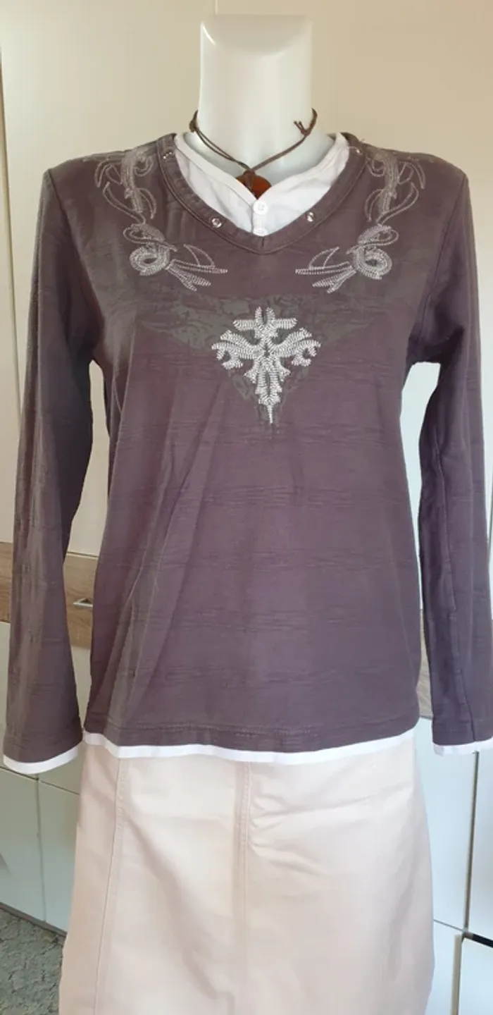 🤎 T-shirt manches longues marron🤎 - photo numéro 2