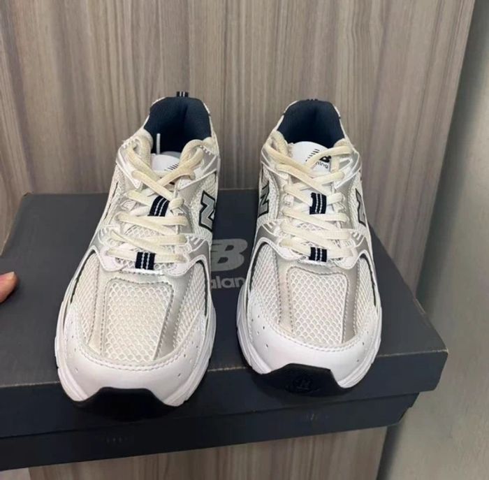 New Balance 530 Blanc 37.5 - photo numéro 6