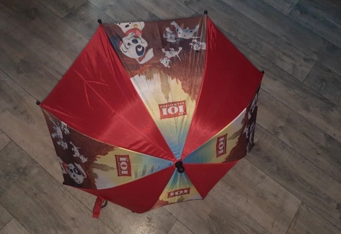 Parapluie 101 dalmatiens Disney neuf - photo numéro 3