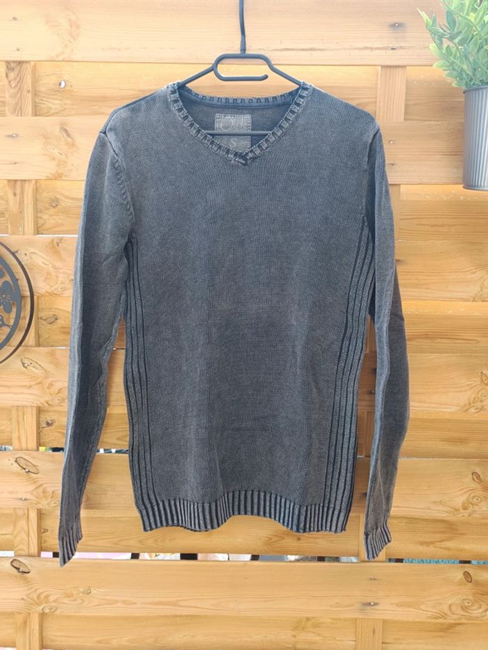 Pull taille S - photo numéro 2