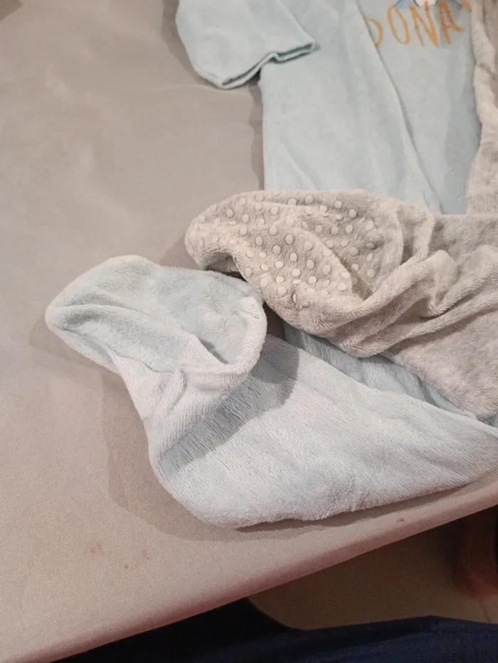 Lot de 2 pyjamas - photo numéro 3