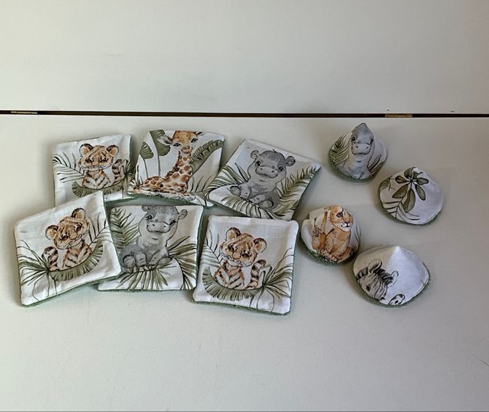 Lingettes bébé + tipis à pipi - photo numéro 2