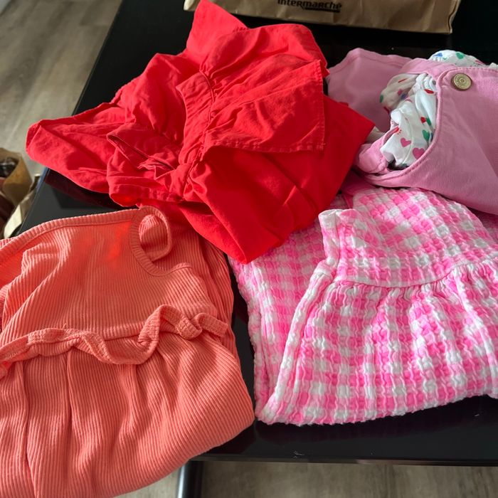 Lots robes fille 2/3 ans - photo numéro 2