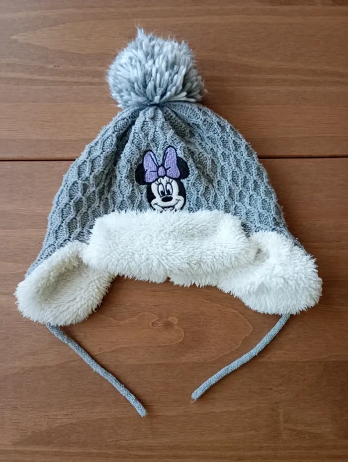 Bonnet hiver/ Disney/ fourré polaire/ 1-2 ans