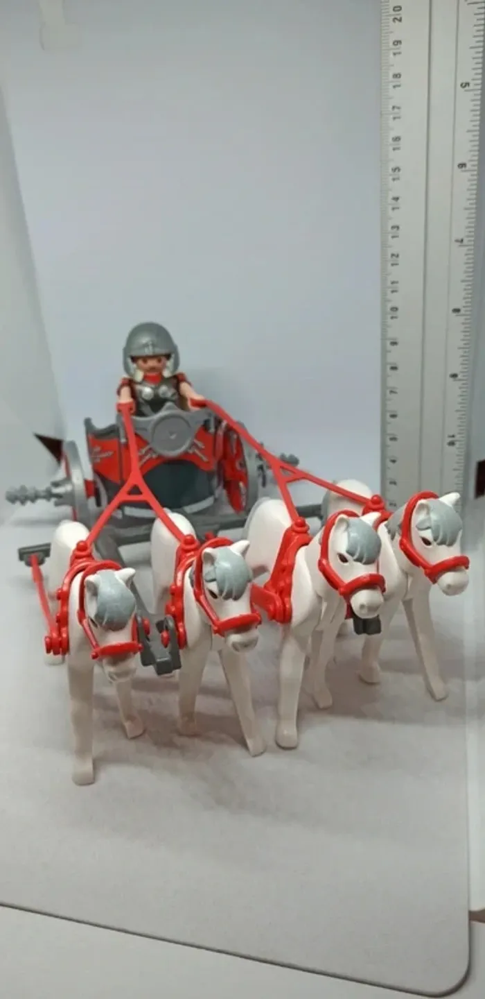 Chariot char romain avec chevaux playmobil