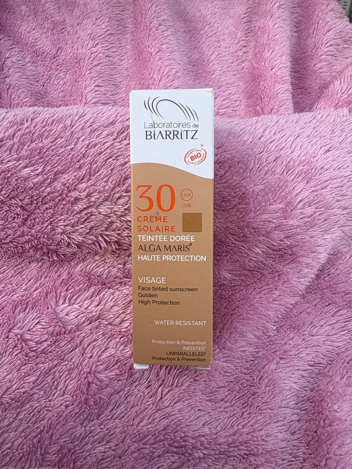 Crème solaire - photo numéro 1