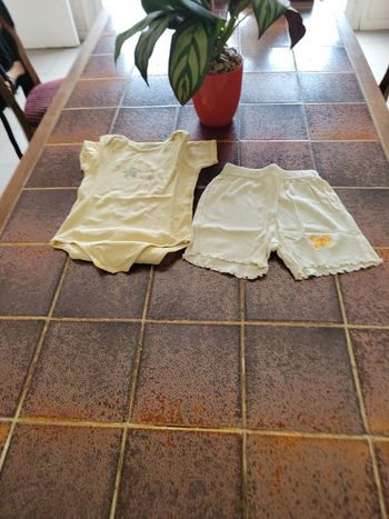 Lot body manches courtes et short