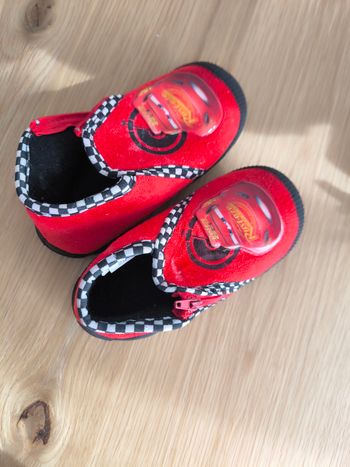 Chaussures cars t25