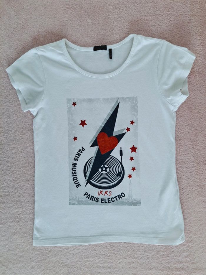 T-shirt manches courtes IKKS 8 ans blanc à motifs bleu marine et rouge