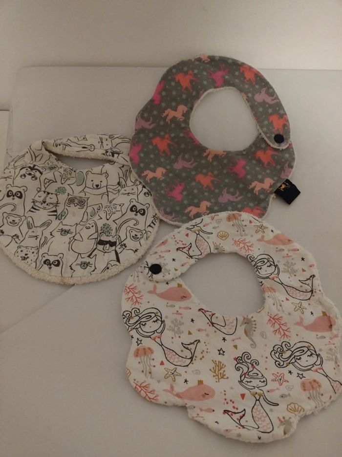 Lot de 3 bavoirs fait main - photo numéro 1