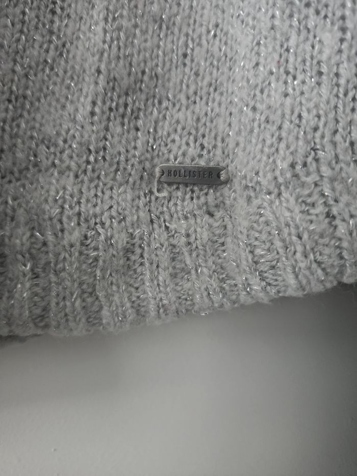 Pull gris Hollister - photo numéro 2