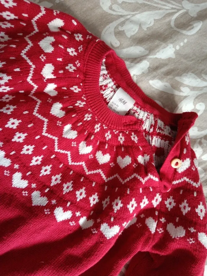 Pull rouge coeurs noël H&M 92cm - photo numéro 2