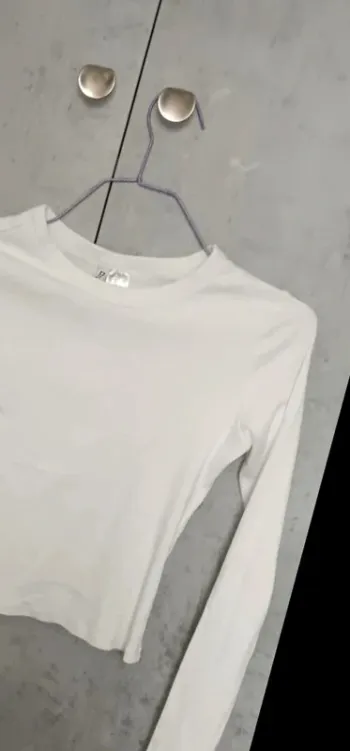 Tee-shirt manches longues crop top – H&M – Taille XS