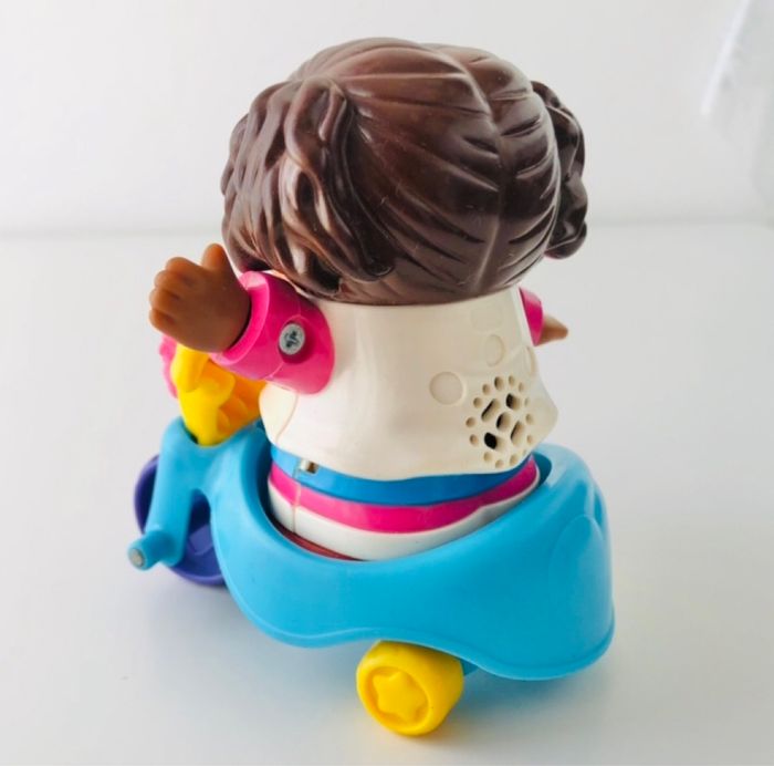 Line  Petite Câline Tut Tut Copains Vtech - photo numéro 3