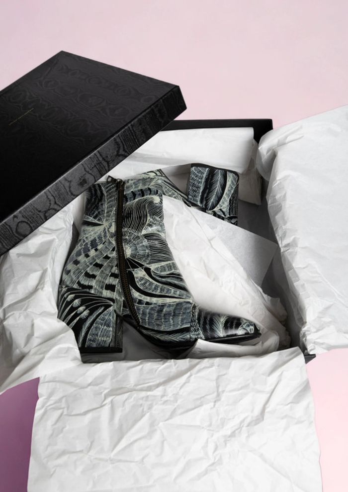 Bottines à talons imprimé graphique edgy arty vibes Dries Van Noten Taille 36 - photo numéro 7