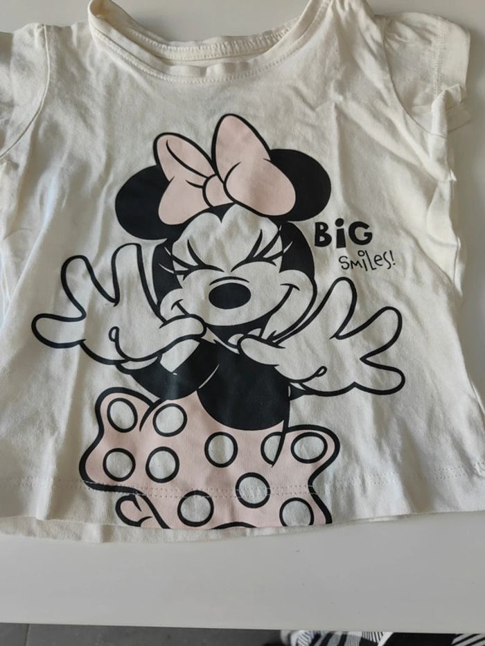 T-shirt Minnie neuf 9/12 mois, 80 cm Primark - photo numéro 2