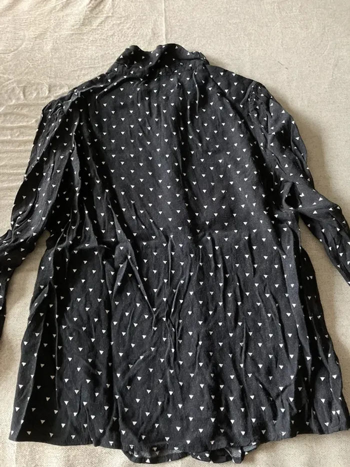 Chemise noire à motifs triangle Mademoiselle R – Taille S - photo numéro 6