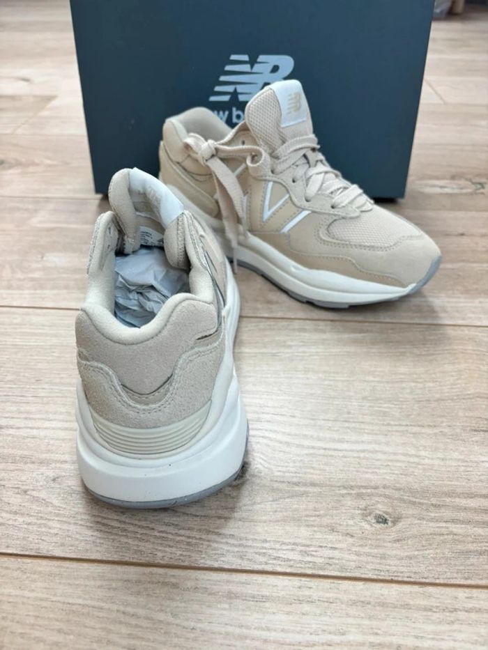 New Balance beige neuves T38 - photo numéro 2