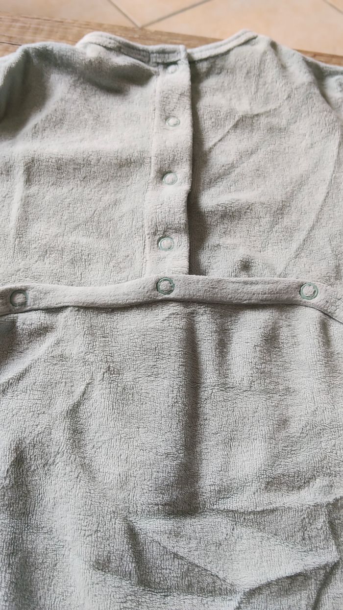 Pyjama 1 pièce 24 mois - photo numéro 4