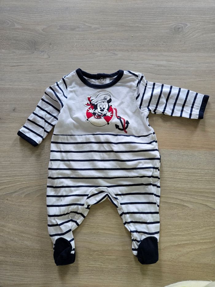 Lot pyjamas