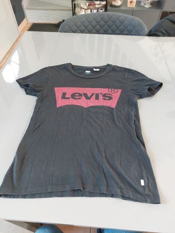 Tee-shirt levis taille Xs