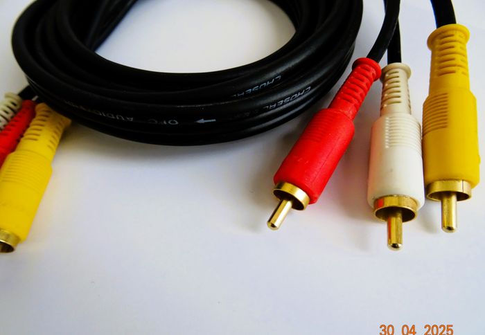 cable vidéo  audio 3 RCA  male - photo numéro 3