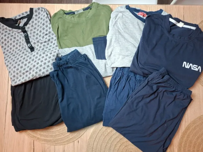 Lot 26 vêtements homme S/M – Marques variées (Lacoste, Nike, Adidas, Levi’s) - photo numéro 7