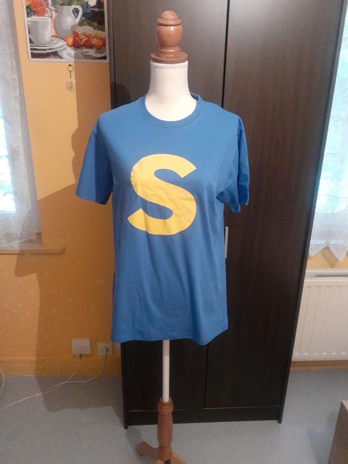 Tee shirts