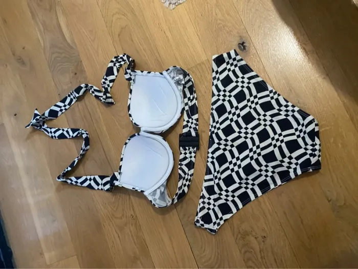 Maillot de bain 2 pièces Aubade en 38, 90B - photo numéro 8