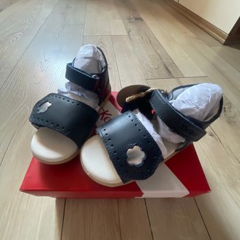 Sandales fille cuir