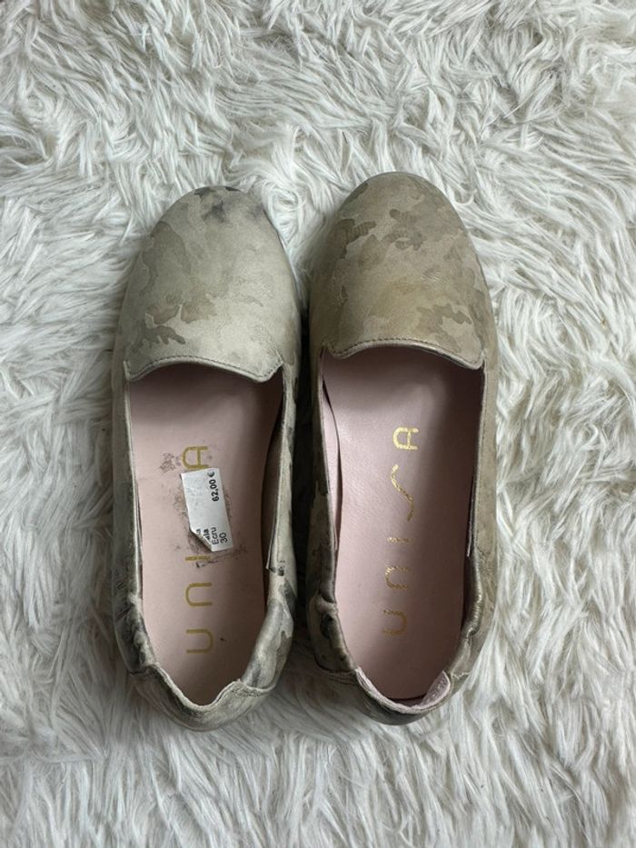 Paire de slipper Unisa taille 30 - photo numéro 3