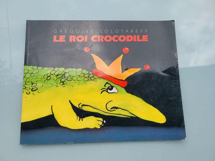 Livre l'école des loisirs couverture souple Le Roi Crocodile 🐊 (36)