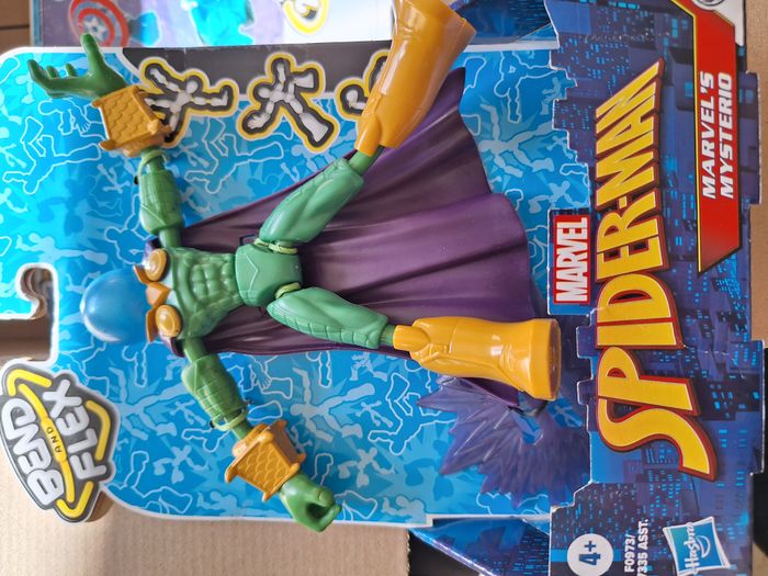 Marvel's Mysterio - Figurine Spiderman - Marvel Bend and Flex