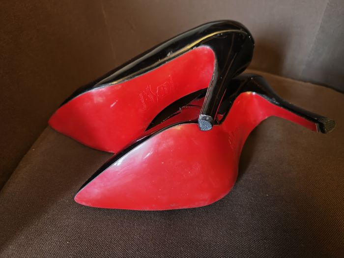 Escarpins christian Louboutin - photo numéro 4