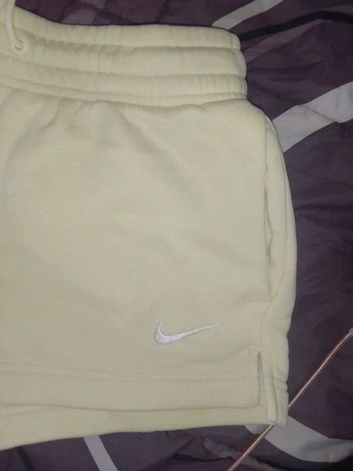 Short Nike femme - photo numéro 10