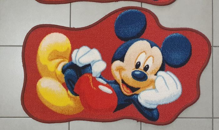 2 tapis Mickey 50x80 - photo numéro 3