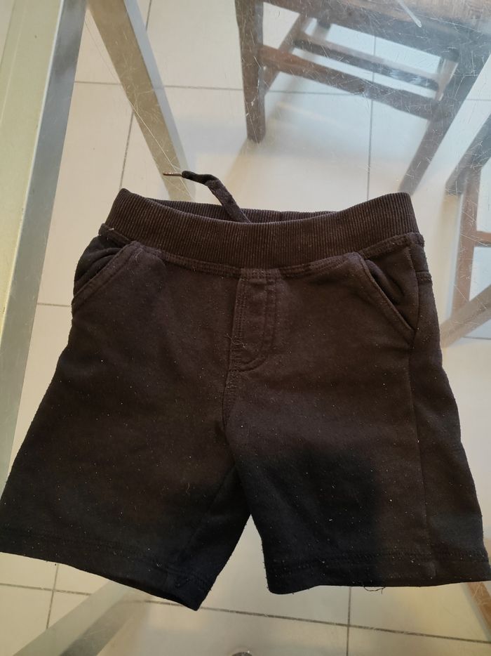 Short noir - photo numéro 2